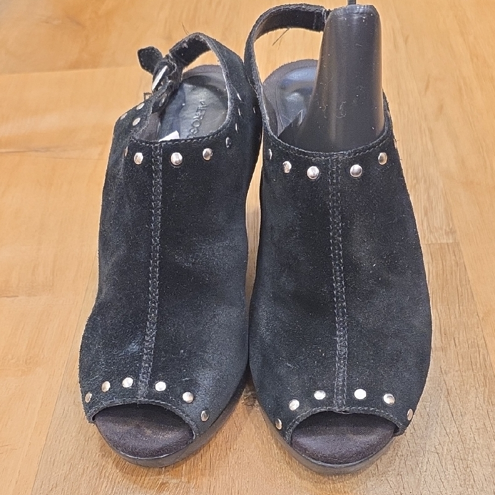 AEROSOLES Black Studded Mules